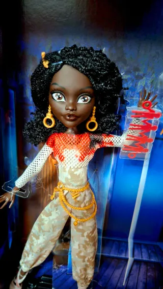 Monster High Skullcollector US Adelaide y Red