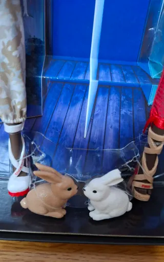 Monster High Skullcollector US Adelaide y Red