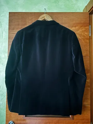 Americana Terciopelo Negro