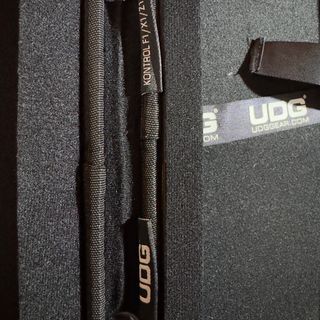 Native Instruments Traktor Kontrol Z1 + Funda UDG