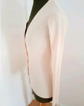 Chaqueta de punto Zara beige ajustada