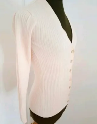 Chaqueta de punto Zara beige ajustada