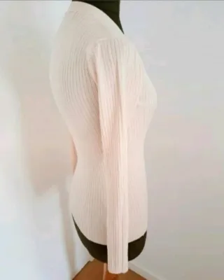 Chaqueta de punto Zara beige ajustada