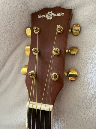 Guitarra Electroacústica Negra