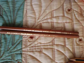 Añadido gomas de borrar: bote lapicero Minnie, etc