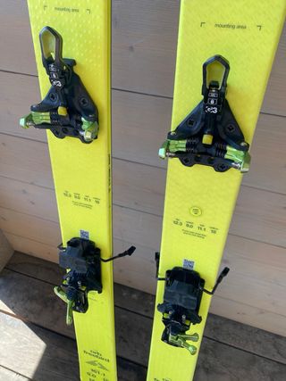 Esquís Black Crows Orb Freebird+ Fijaciones+pieles
