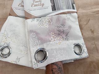 2 Tende Emily Filtrante 130x280 Fiori Verde