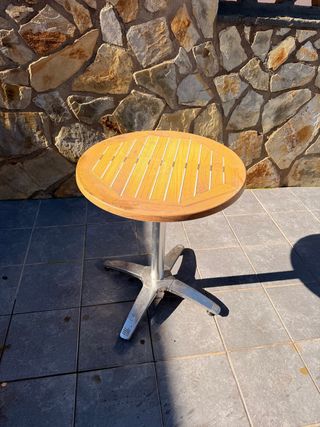 Mesa de hostelería redonda