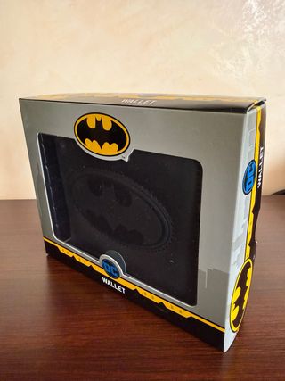 Cartera Batman negra original DC. Nueva, en caja