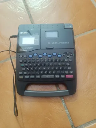 Impresora de etiquetas Casio KL-7000