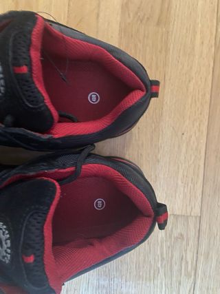 Zapatos de trabajo negros