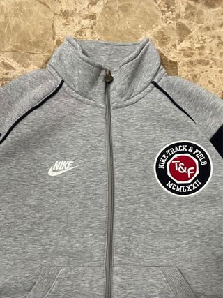 Sudadera Nike Track & Field Gris