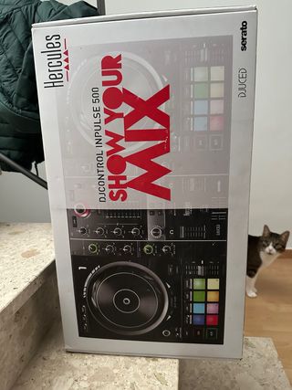 Mesa de mezclas Hercules DJControl Inpulse 500