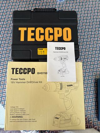 Taladro inalámbrico Percutor TECCPO 18V BHD700B