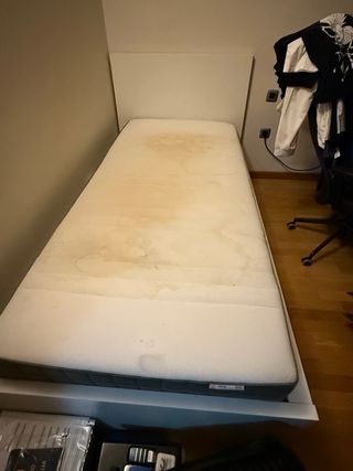 Cama IKEA MALM 90x200 con almacenaje y con colchón