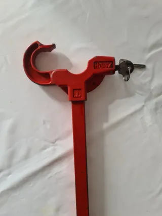 Antirrobo coche barra roja