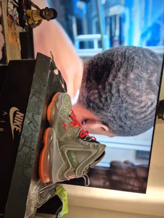 Zapatillas Nike Lebron James Grises y Naranjas