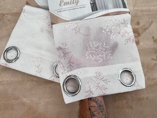 2 Tende Emily Filtrante 130x280 Fiori Rosa