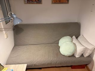 Sofá Cama Plegable Ikea Gris. Funda manchada.