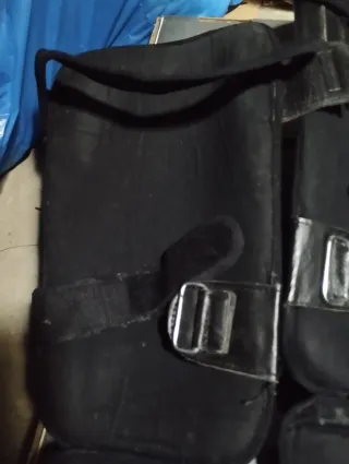 Espinilleras Kick Boxing Dread Charlie