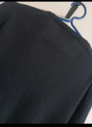 Jersey V-neck grissemi nuevo solo 2€