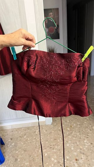 Vestido fiesta Faviana new york diseñador burdeos