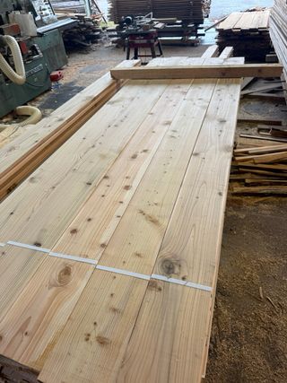 Madera Tablones de Castaño cepillado