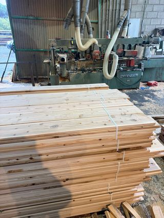 Madera Tablones de Castaño cepillado