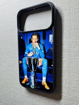 Cover per Apple e altro con McTominay