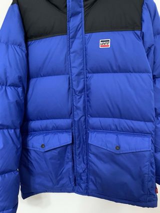 Chaqueta Levi's  de plumas Azul y Negra