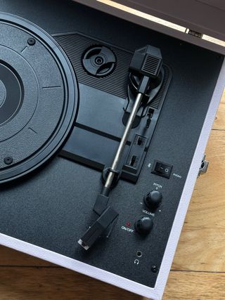 Tocadiscos Crosley Rosa Bluetooth 3 Velocidades