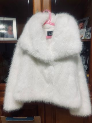 Abrigo de pelo blanco,  talla s