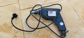 Taladro Eléctrico FERR BASIC 220/240V ~ 2,5A