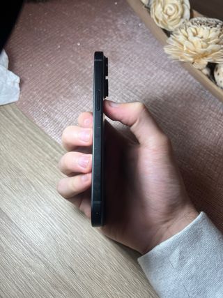 iPhone 15 Negro - 82% Batería