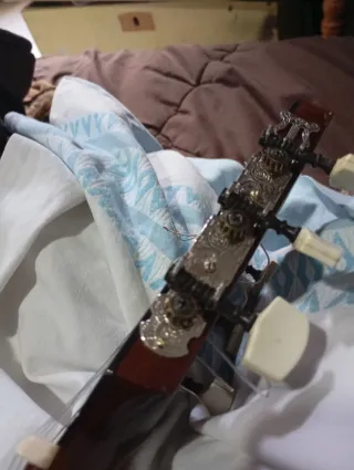 Guitarra Miguel Ángel Artesana