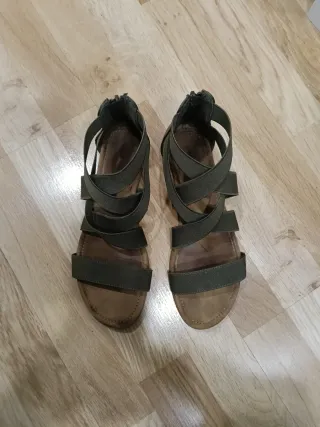 Sandalias verdes talla 38