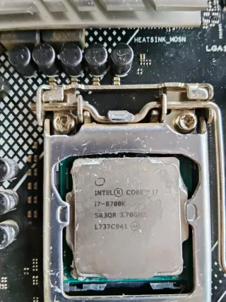 Intel Core i7-8700K Refrigerado por Agua