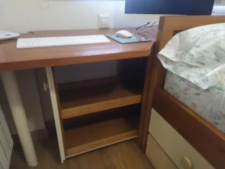 Habitación juvenil madera maciza