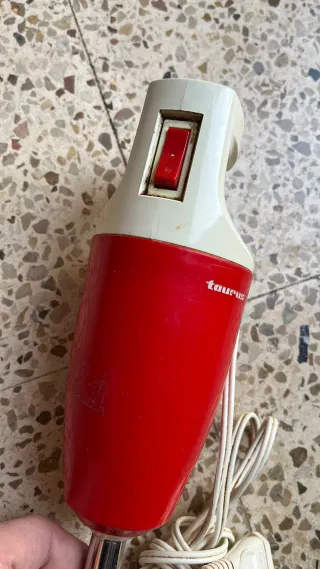 Batidora Taurus Minipimer Roja