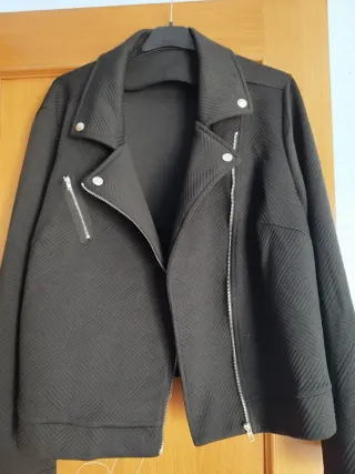 Chaqueta gris mujer talla XS / venta en persona