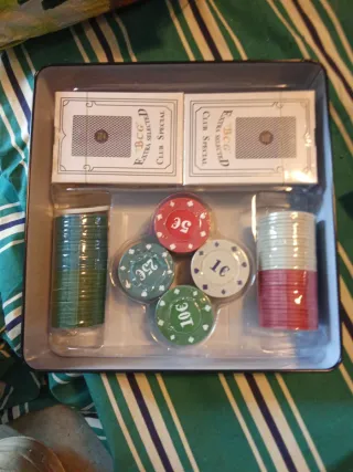 Juego de pocker con fichas