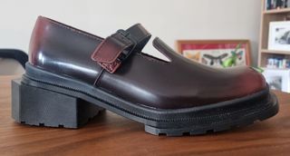 Dr. Martens Merceditas Maybole Puntera Cuadrada