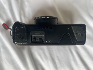 Nikon L35AF con filtro UV