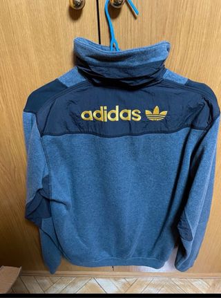 Sudadera Adidas gris y negra