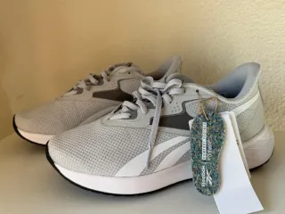 Zapatillas Reebok Running Gris y Blanco