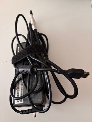 Ordenador portátil Lenovo blanco