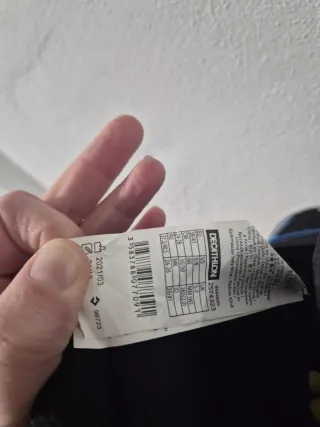 Patines en línea azules y blancos