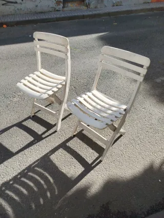 Sillas de jardín plegables blancas