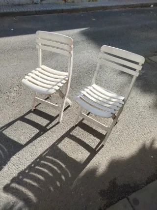 Sillas de jardín plegables blancas
