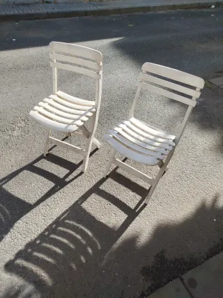 Sillas de jardín plegables blancas